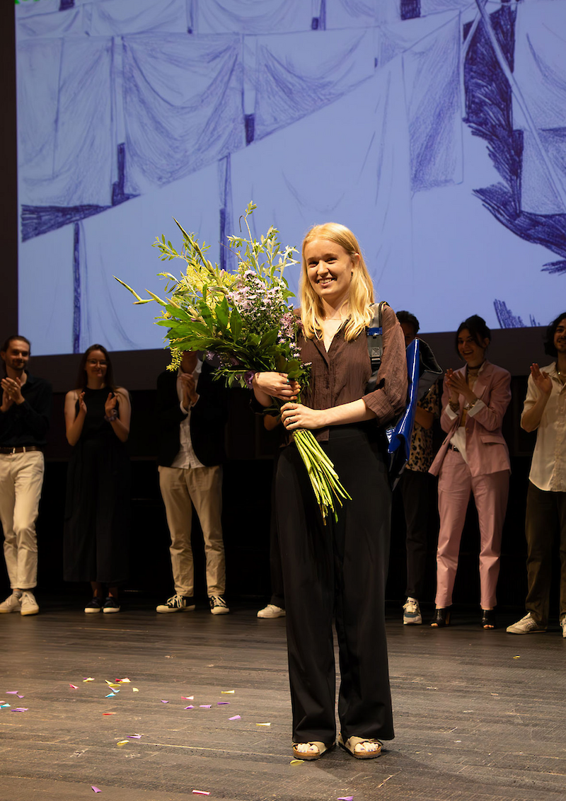 Simone Stolz an der Diplomfeier 2023. © ZHdK.