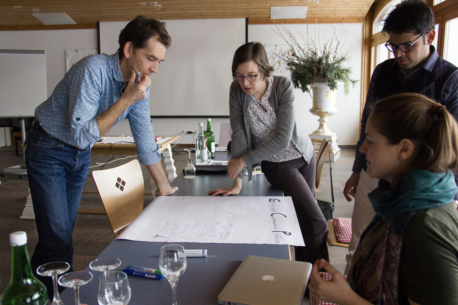 Joint Knowledge Produktion soll ebenfalls definiert werden.