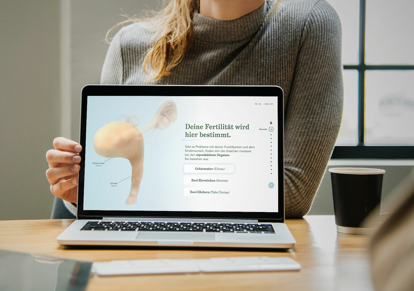 Weblayout des Artefakts „Make a Babe. Differently.“