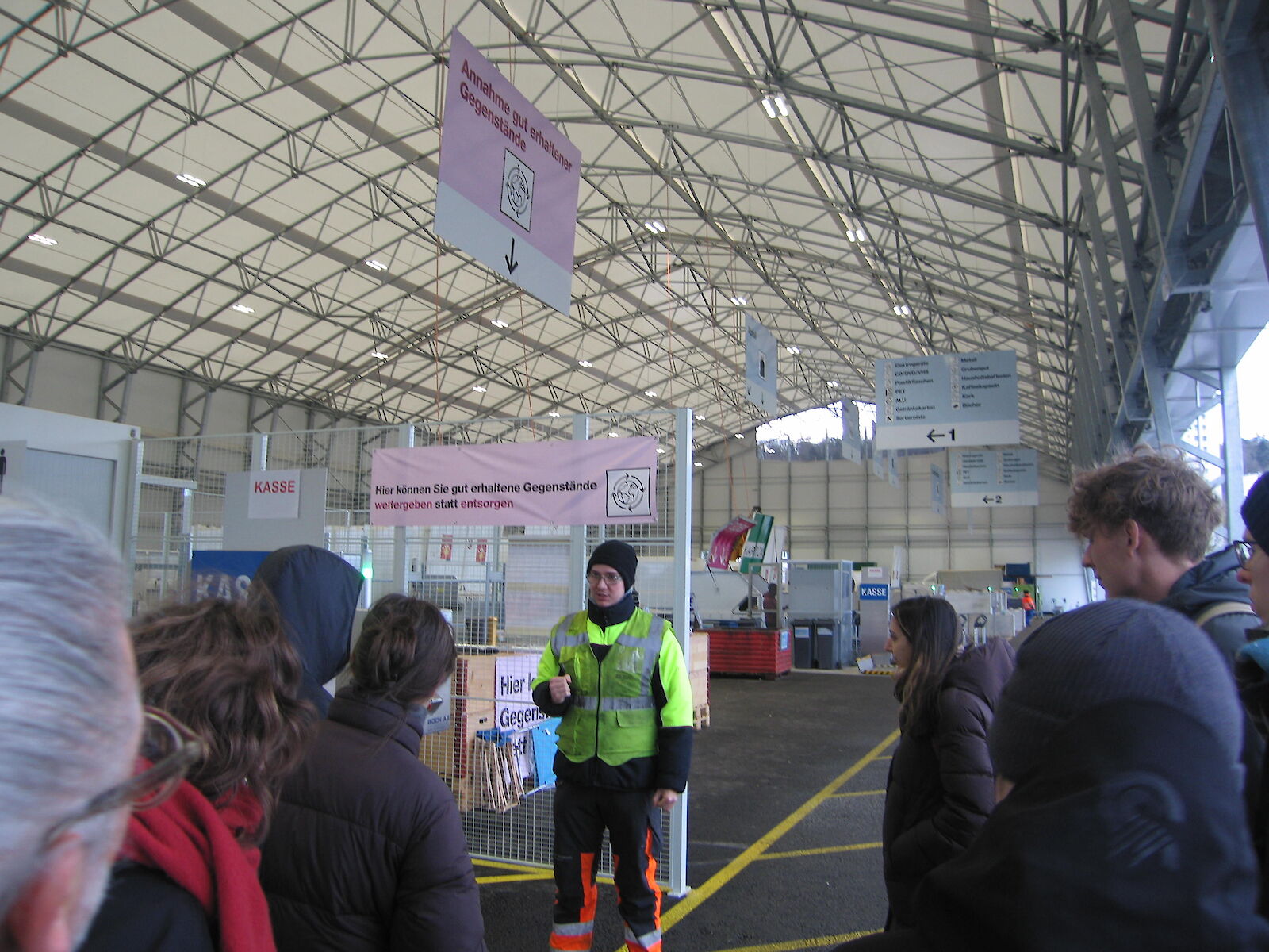 Exkursion und Feldforschung im ERZ/Recyclinghof