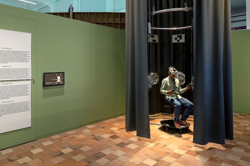 Die Installation Spinne sein im Museum für Gestaltung. Umberto Romito, Ivan Šuta, Museum für Gestaltung Zürich, © ZHdK